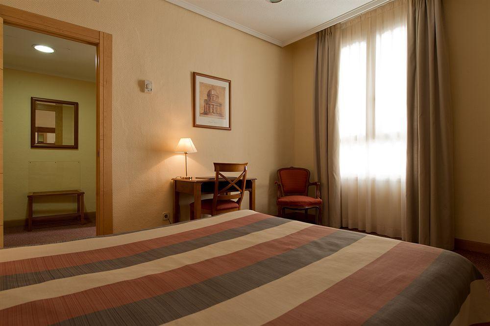 Hotel Mediterraneo Valencia Eksteriør billede